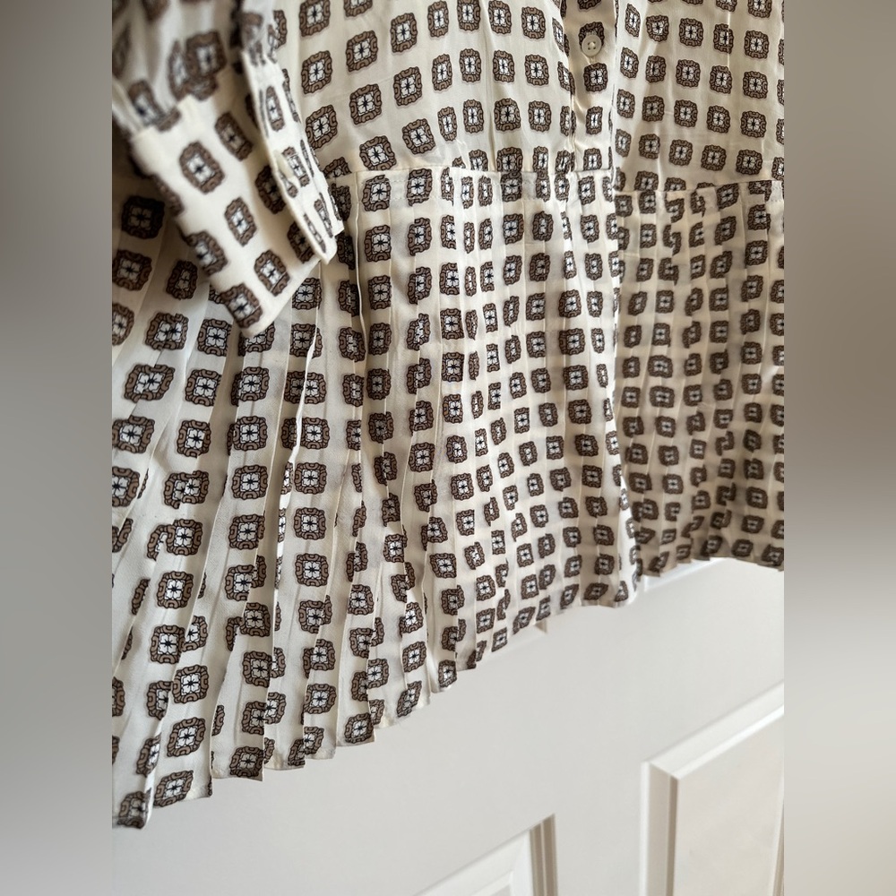 New Amelia shirt-dress in foulard print - Picture 11 of 14